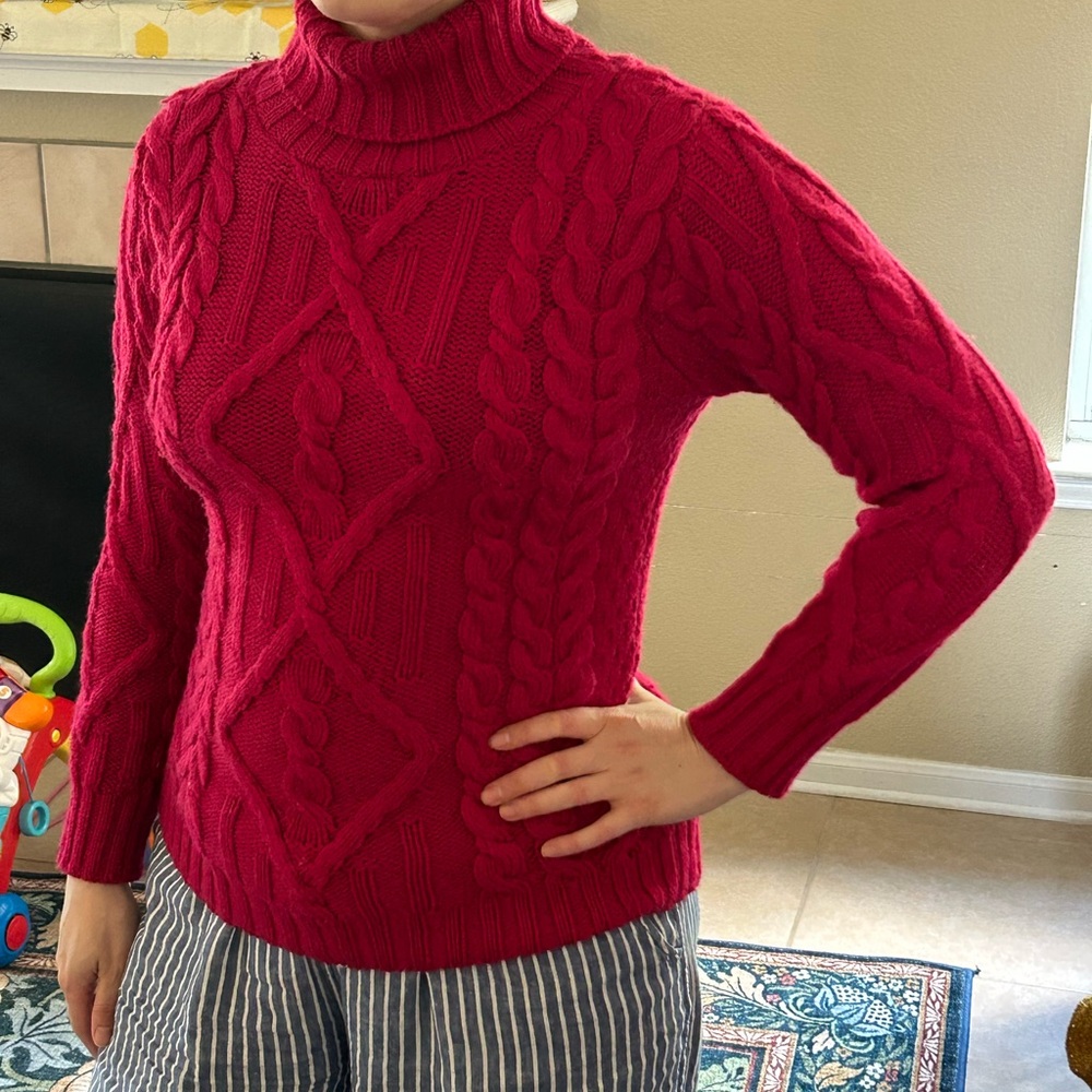 100% Merino Wool Aran Crafts Irish Women's Magenta Red Turtleneck Sweater - Picture 2 of 3